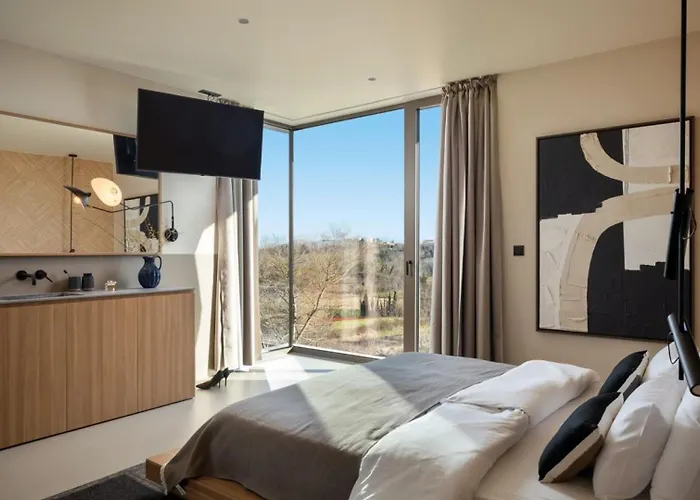 Box By Guide Brajkovici (Pazin)